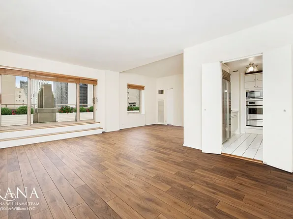 106 Central Park S APT 22G, New York, NY 10019