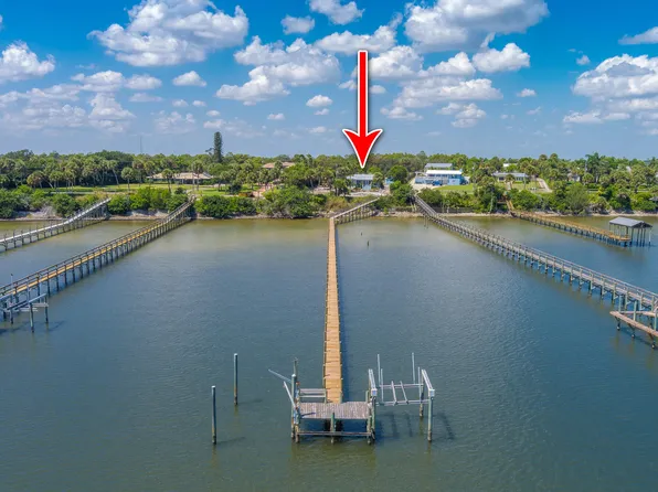 10303 S Indian River Drive, Fort Pierce, FL 34982