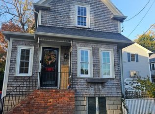 54 Washington St, Fairhaven, MA 02719