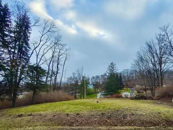 951 35th St, Altoona, PA 16601