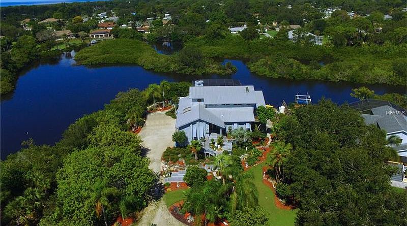1st image of 4397 Shamrock Dr