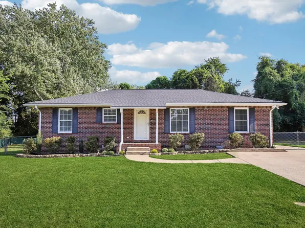 419 Harwell Ct, Hermitage, TN 37076