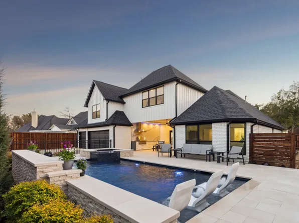 12 Panorama Trl, Trophy Club, TX 76262