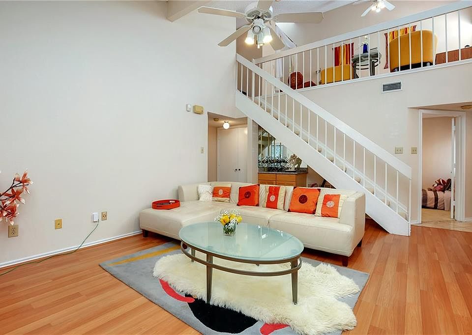1st image of 4242 N Capistrano Dr APT 102