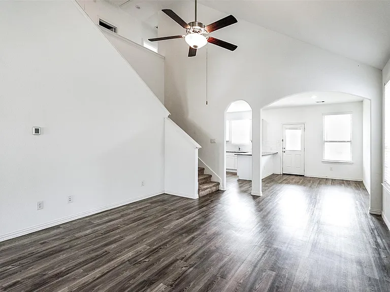 9011 Beacon Mill Dr — Photo 5
