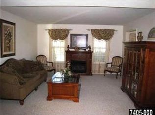 55 Riding Silks Ln, York, PA 17404