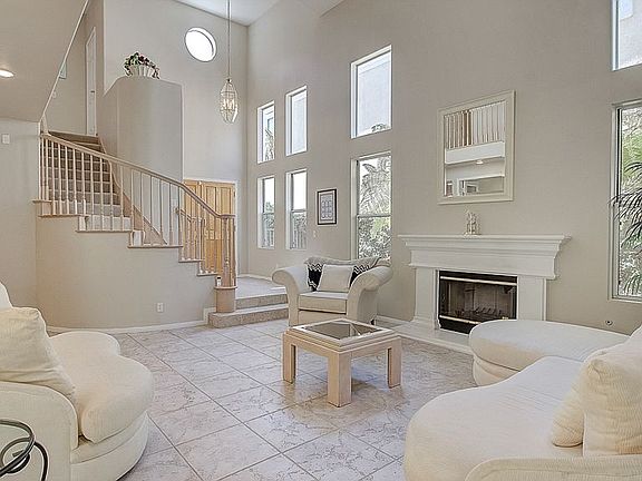 3rd image of 4016 Havenridge Ct