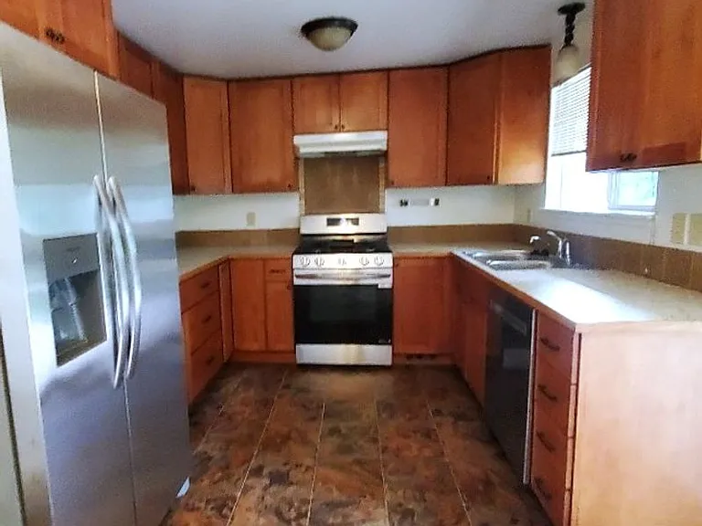 2906 Kenoyer Ct — Photo 2