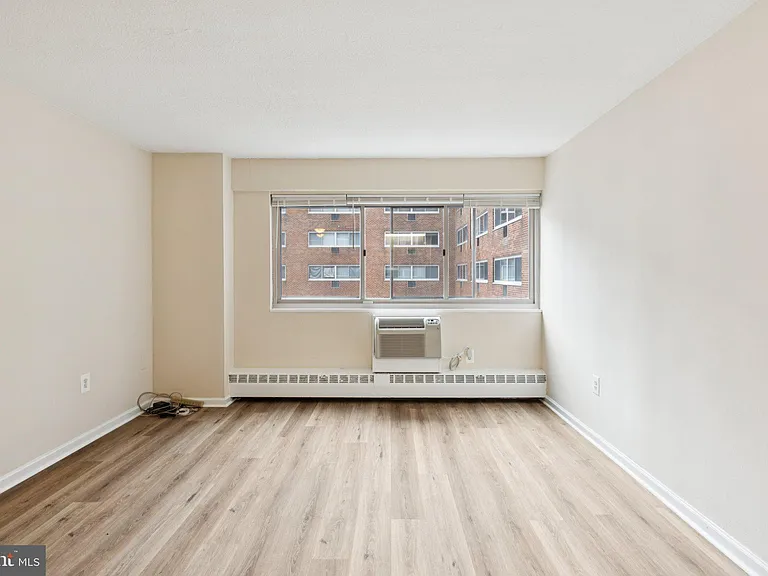 2101 Chestnut St #1521-R — Photo 2