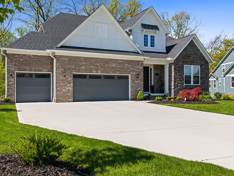 233 Lake Balaton Dr — Photo 6
