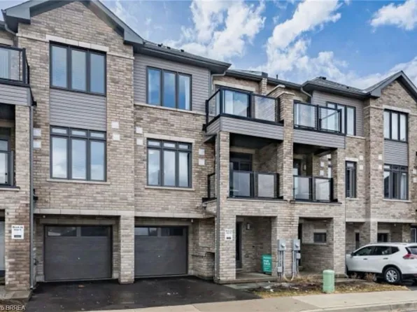 585 Colborne St E #810, Brantford, ON N3S 0K4