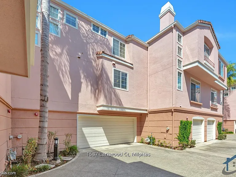 1587 Larkwood Ct — Photo 21