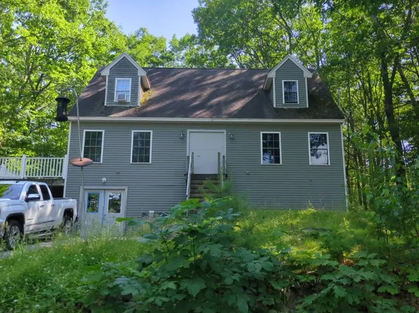 107 Rhode Island Ave, Lyman, ME 04002