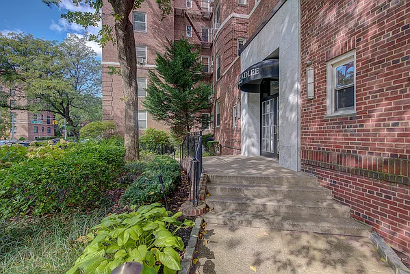69-09 108th Street #609 in Forest Hills, Queens | StreetEasy