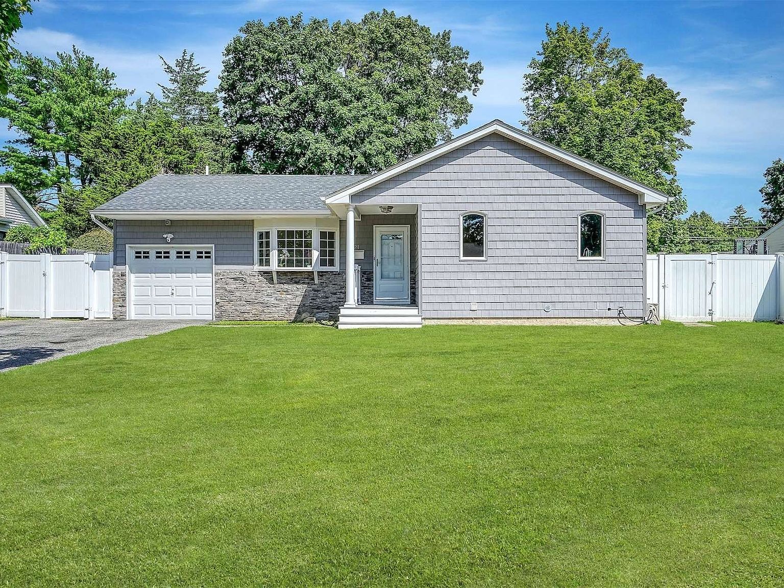 21 Orchid Lane, Commack, NY 11725 Zillow