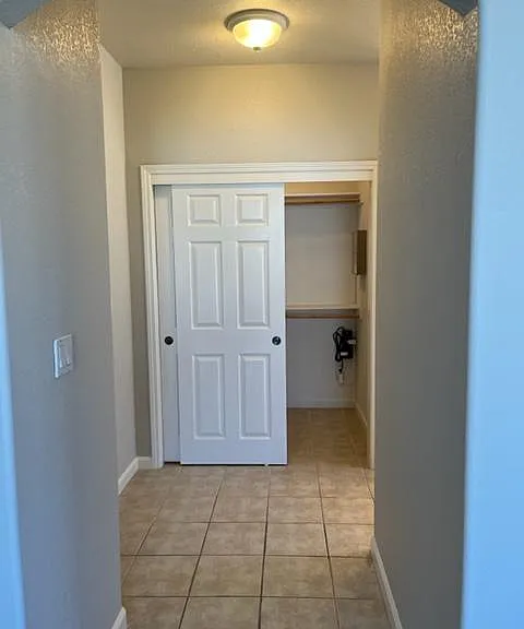 729 Wynyard Cir — Photo 33