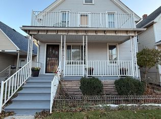 2972 Belmont St, Hamtramck, MI 48212