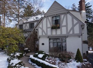 496 Mayhew Ct, South Orange, NJ 07079