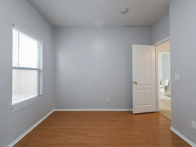 3761 W Eastman Ct — Photo 13
