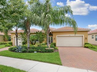 4923 Sapphire Sound Dr, Wimauma, FL 33598