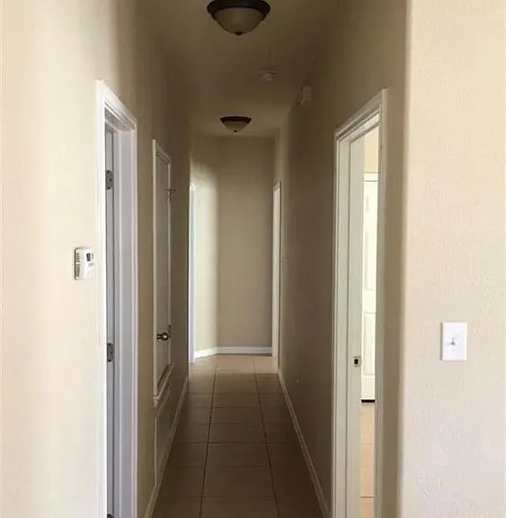 1208 Cavalry Ln #B — Photo 8