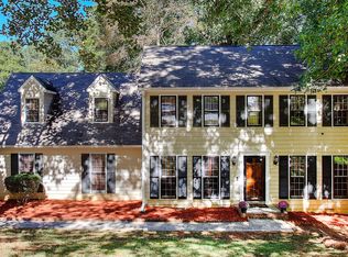 975 Branford Ln, Lilburn, GA 30047