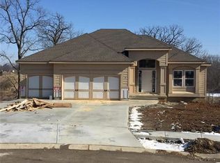 1209 Silverleaf Ct, Liberty, MO 64068