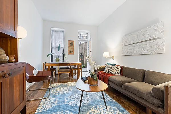 1st image of 419 W 48th St APT 1E