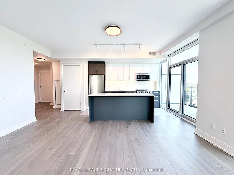 664 Spadina Ave #902 — Photo 6
