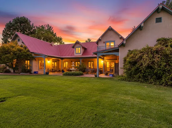 1604 Narcisa Ct NW, Los Ranchos De Albuquerque, NM 87107