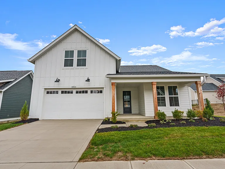 8866 Coe Dr — Photo 3