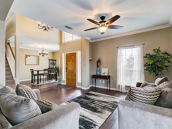 3rd image of 5800 Gloucester Ct
