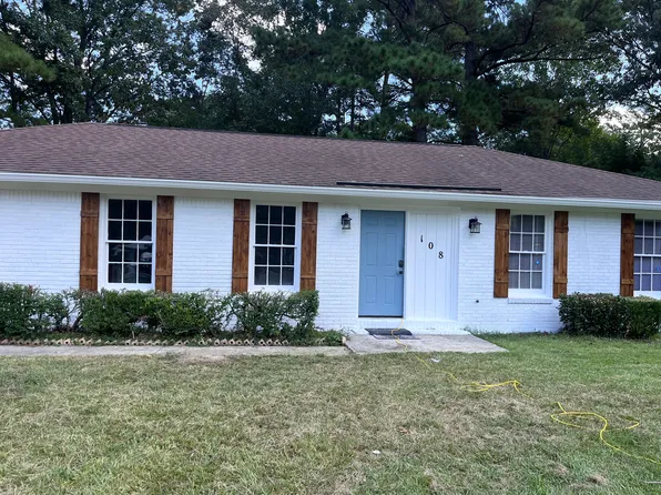 108 Shirley Dr, Ladson, SC 29456