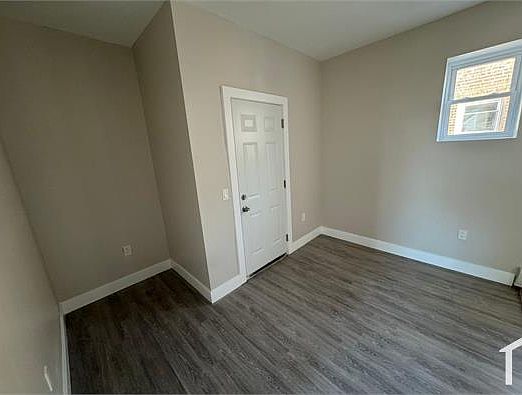 3rd image of 856 S 16th St #3B