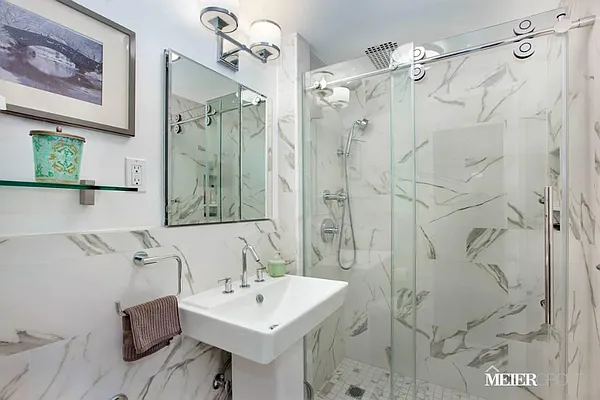 Sold by MEIER | media 24