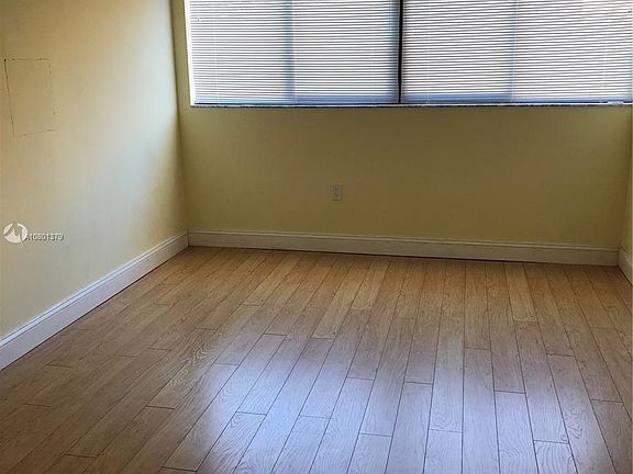 5th image of 15495 Miami Lakeway N APT 205-4