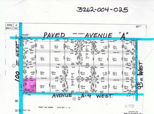 On 100 W, Del Sur, CA 93536