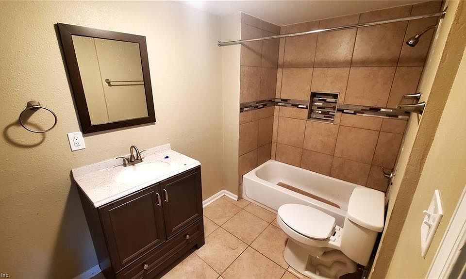 1st image of 3321 Lyons Ave #B
