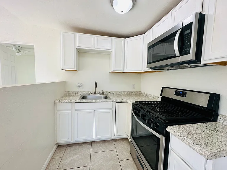 LosAltos2614 — Photo 10