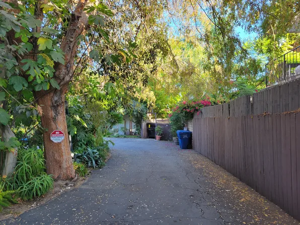 2402 S Shenandoah St #1, Los Angeles, CA 90034