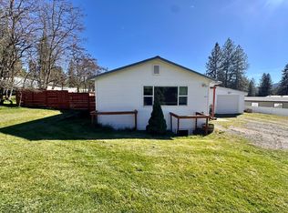 1381 W Old Kettle Rd, Kettle Falls, WA 99141