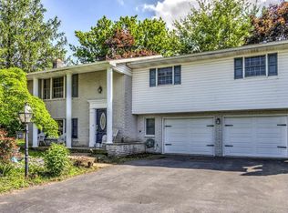 201 New St, Terre Hill, PA 17581