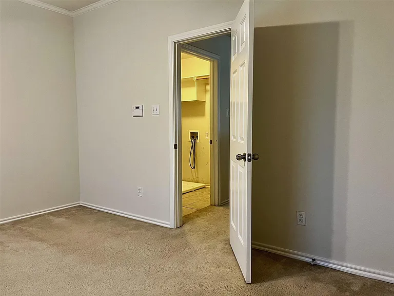 6111 Morningshire Ln — Photo 22