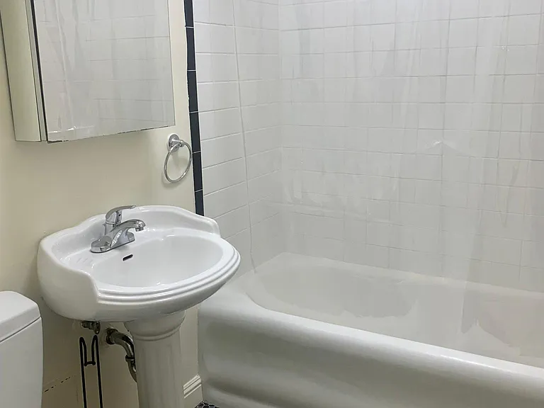 737 Hyde St #102 — Photo 6