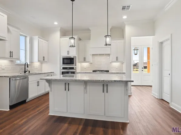 12115 Clare Ct, Geismar, LA 70734