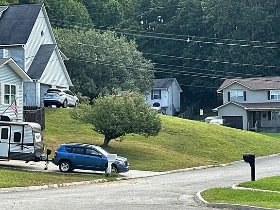 5th image of 6816 Silent Brook Ln