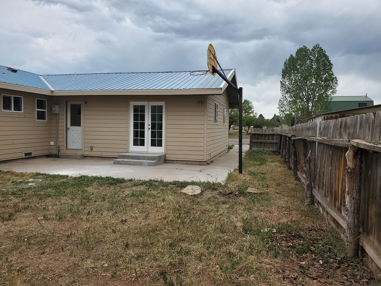 Studio, 420 sqft, $1,150 — Photo 3