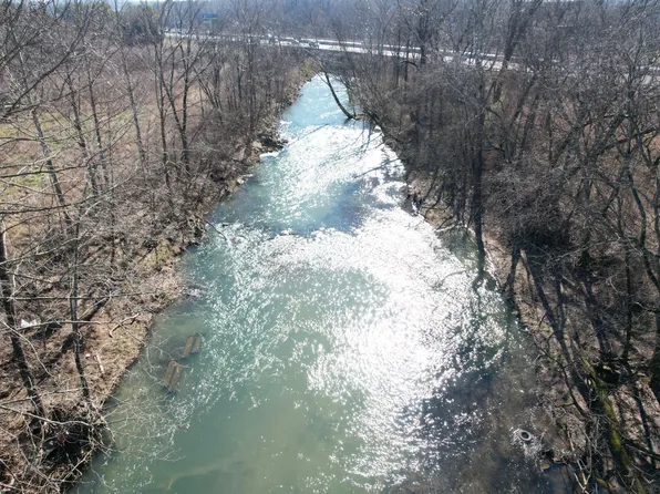 5090 Blue Hole Rd, Antioch, TN 37013
