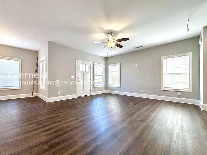 1763 Stone Hedge Dr NW — Photo 10