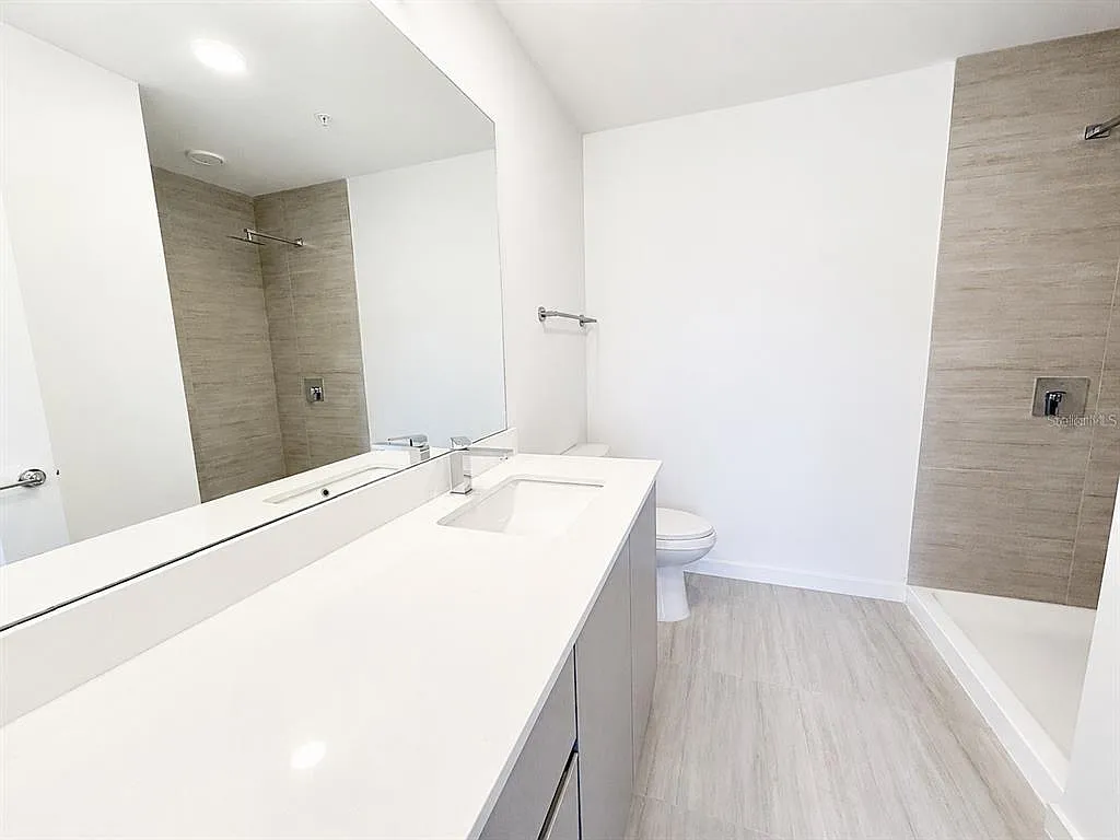 2 bed, 2.0 bath, 1023 sqft, $1,790 — Photo 4